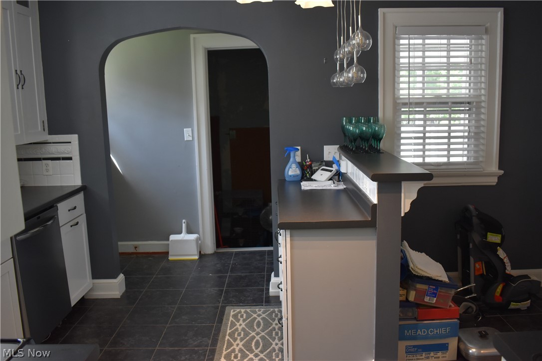 1033 Cambridge Road Coshocton, OH 43812 - Photo 21 of 35 Gallery Image 21