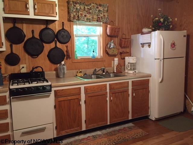 514 Wagon Wheel Road Huttonsville, WV 26273 - Photo 11 of 17 Gallery Image 11