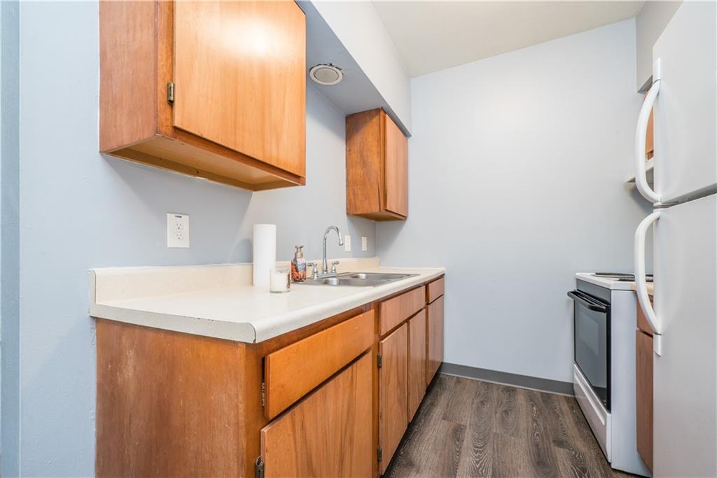 1114 Sarah Street Pittsburgh, PA 15203 - Photo 12 of 27