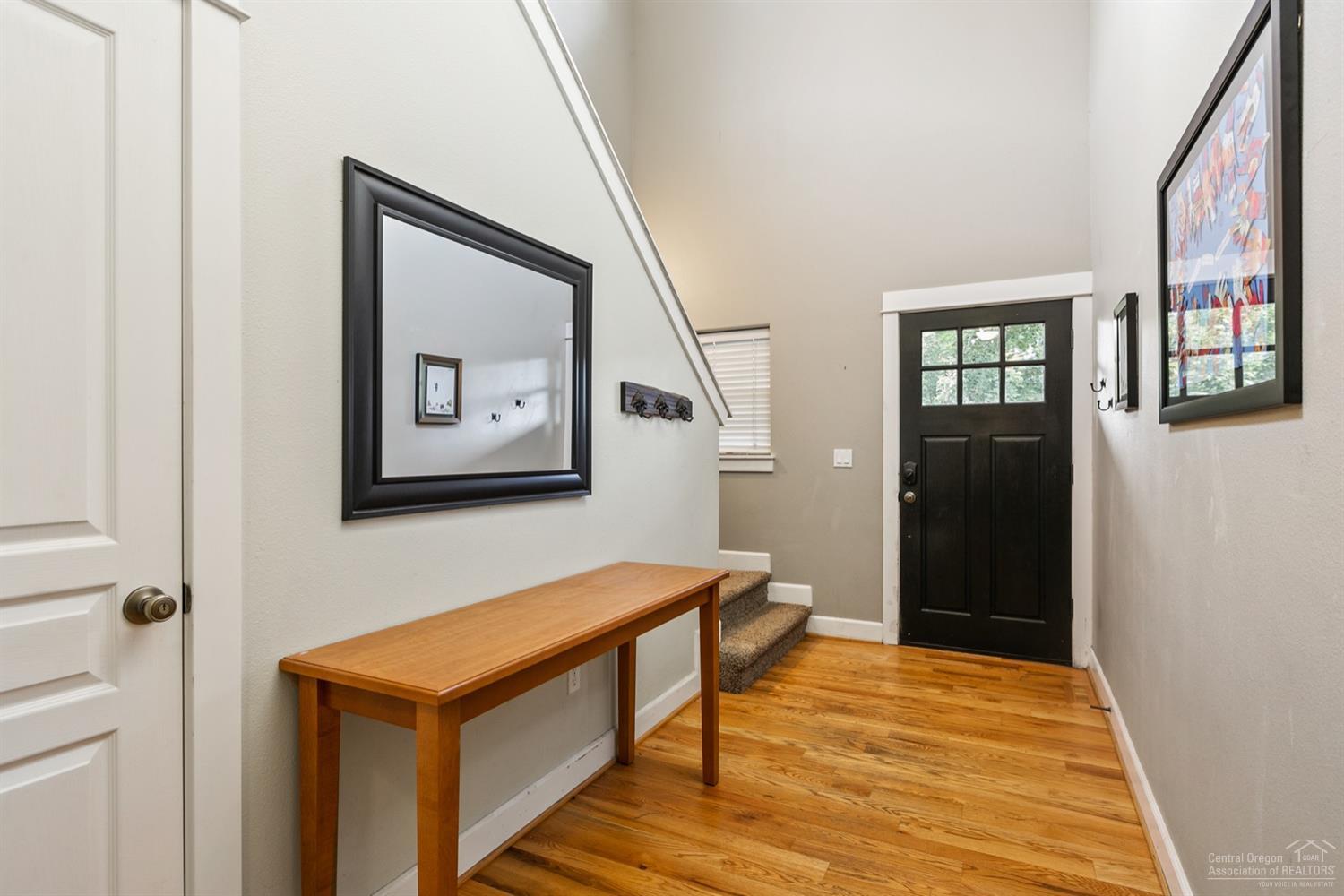 21335 Pecoraro Loop Bend, OR 97701 - Photo 5 of 24 Entry with hardwood floors