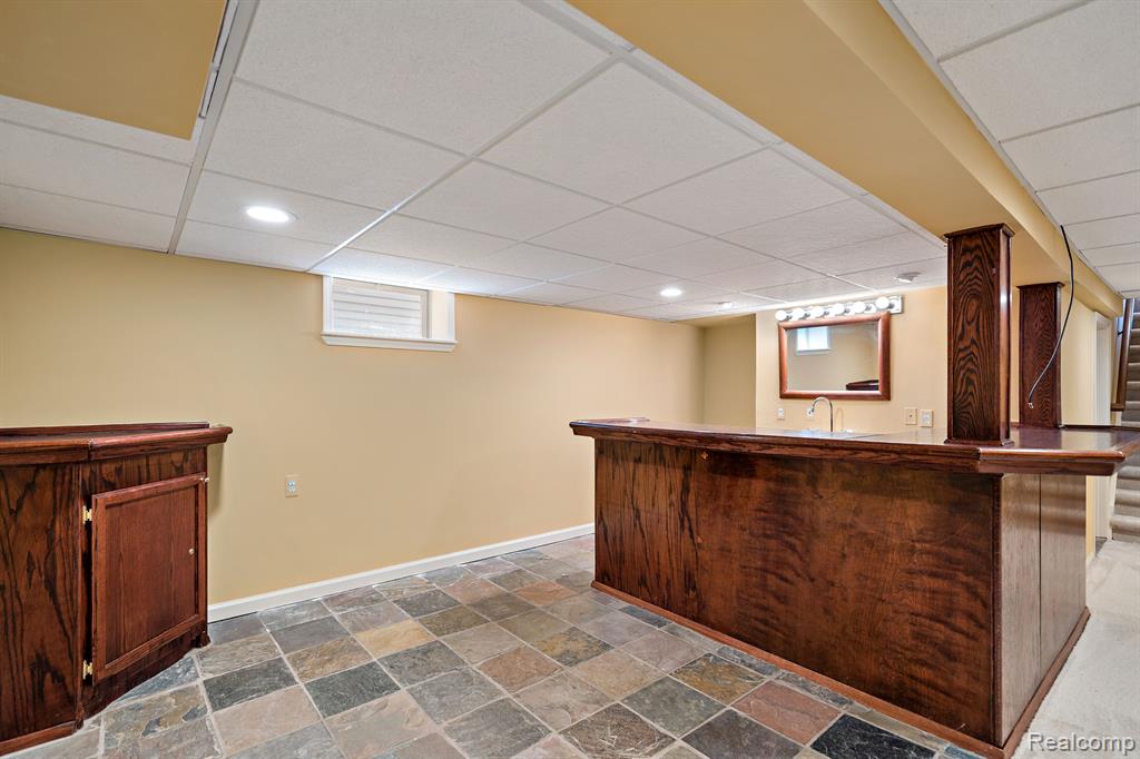 403 Taylor Avenue Rochester, MI 48307 - Photo 32 of 34