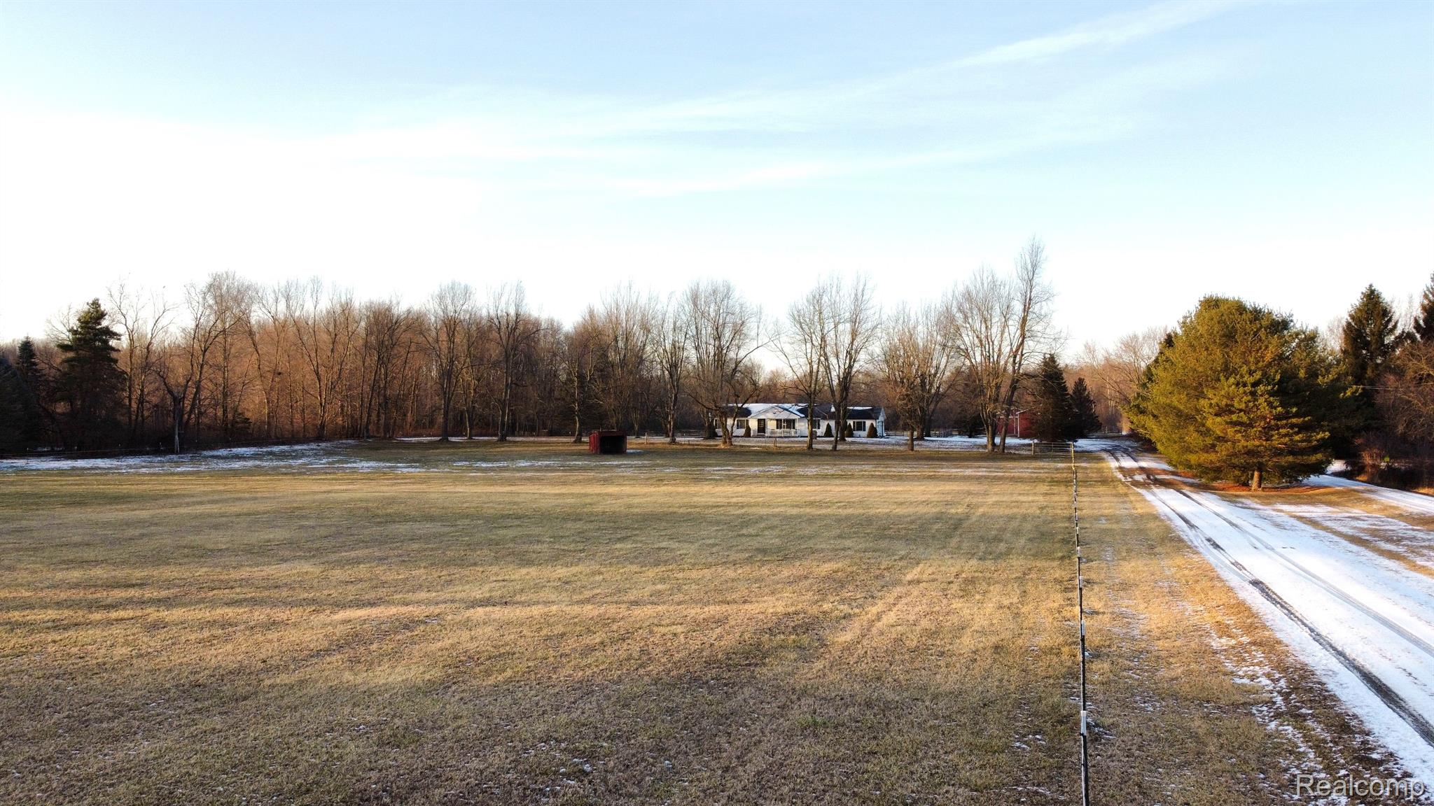 3554 Levalley Road Columbiaville, MI 48421 - Photo 7 of 33 Gallery Image 7