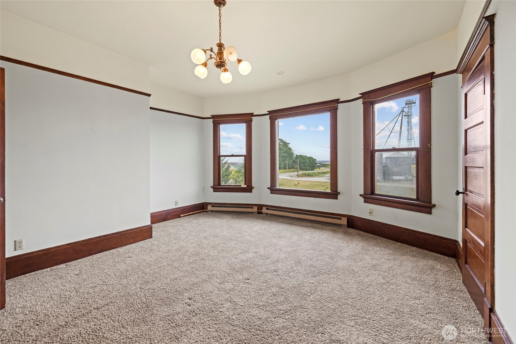 14142 Laconner Whitney Road La Conner, WA 98257 - Photo 33 of 40