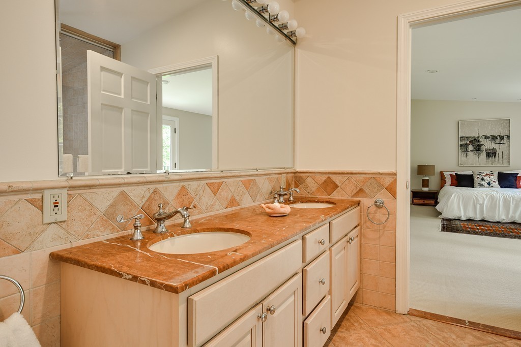 80 Cherry Brook Road Weston, MA 02493 - Photo 20 of 25 Gallery Image 20