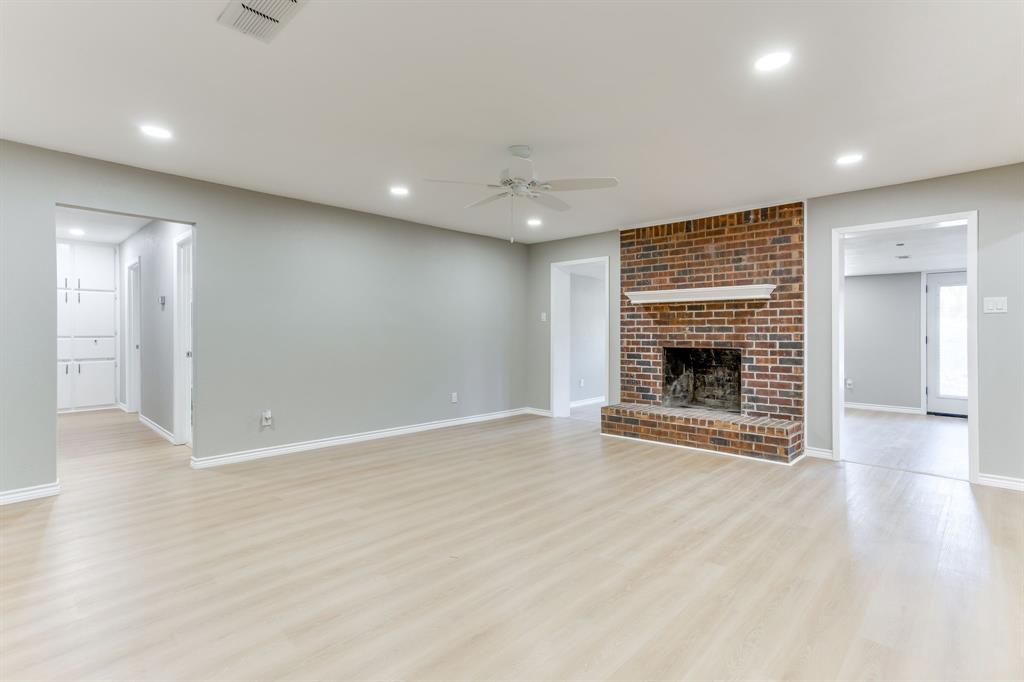 2709 Springbrooke Drive Hurst, TX 76054 - Photo 7 of 40