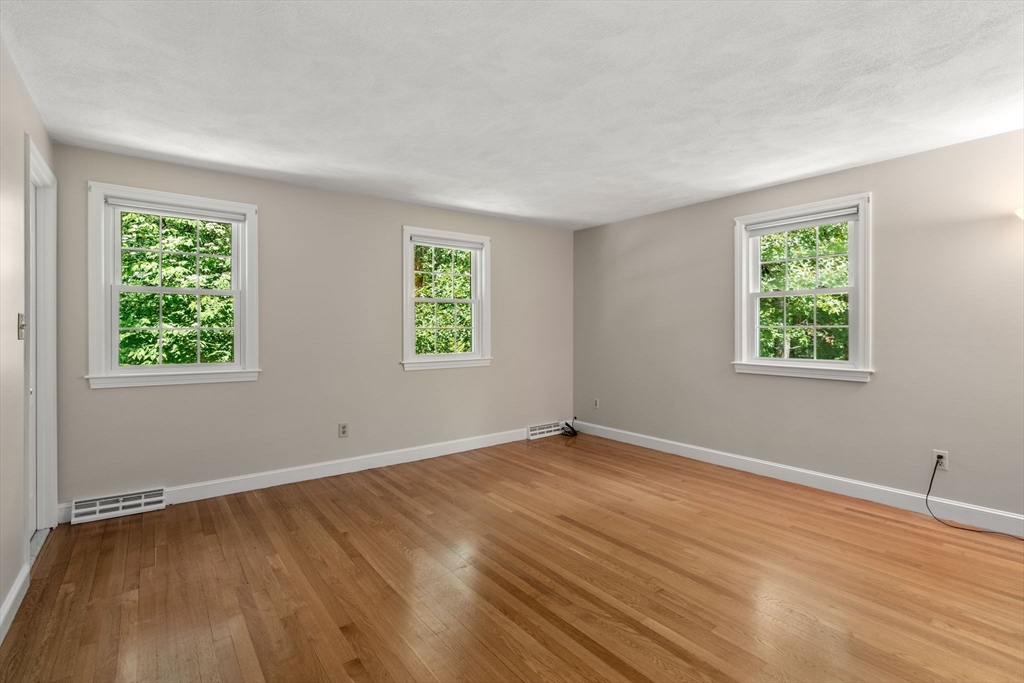 27 Pondview Road Sudbury, MA 01776 - Photo 16 of 27 Gallery Image 16