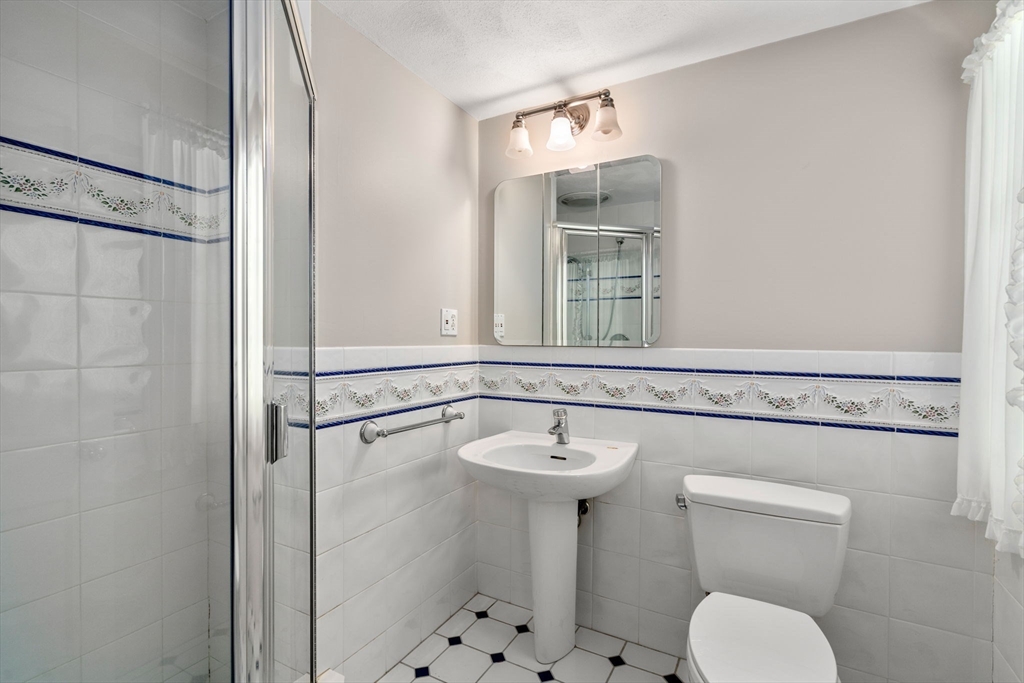 27 Pondview Road Sudbury, MA 01776 - Photo 18 of 27 Gallery Image 18