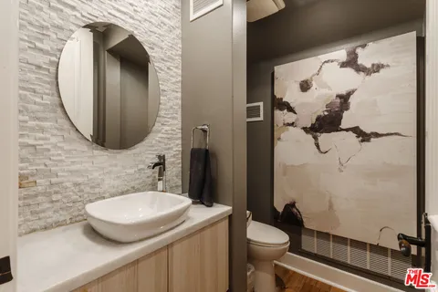 $3,499,000 | 13070 Kiyot Way, Playa Vista, CA 90094
