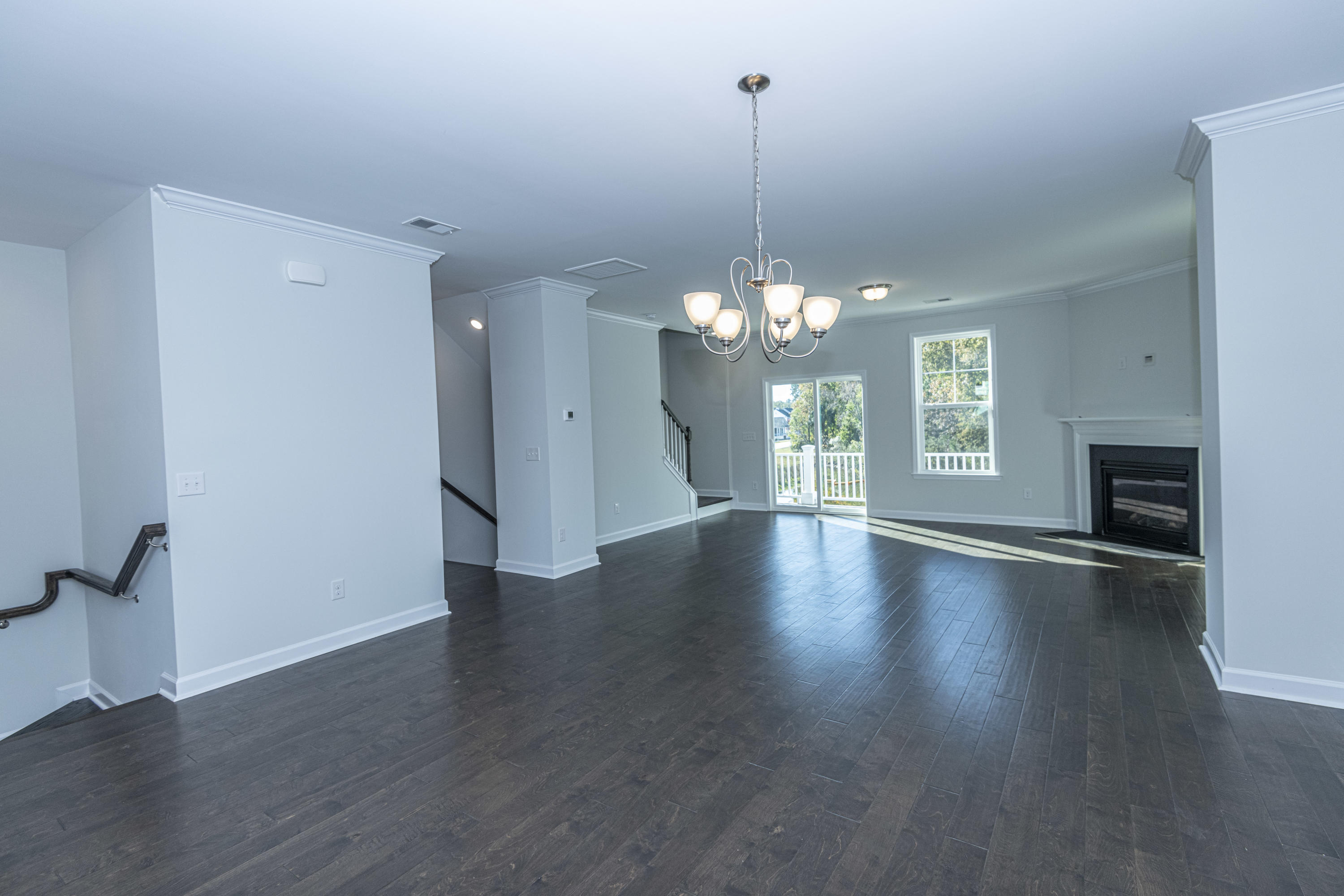 1546 Moss Spring Road Mount Pleasant, SC 29466 - Photo 3 of 31 FMWeb02