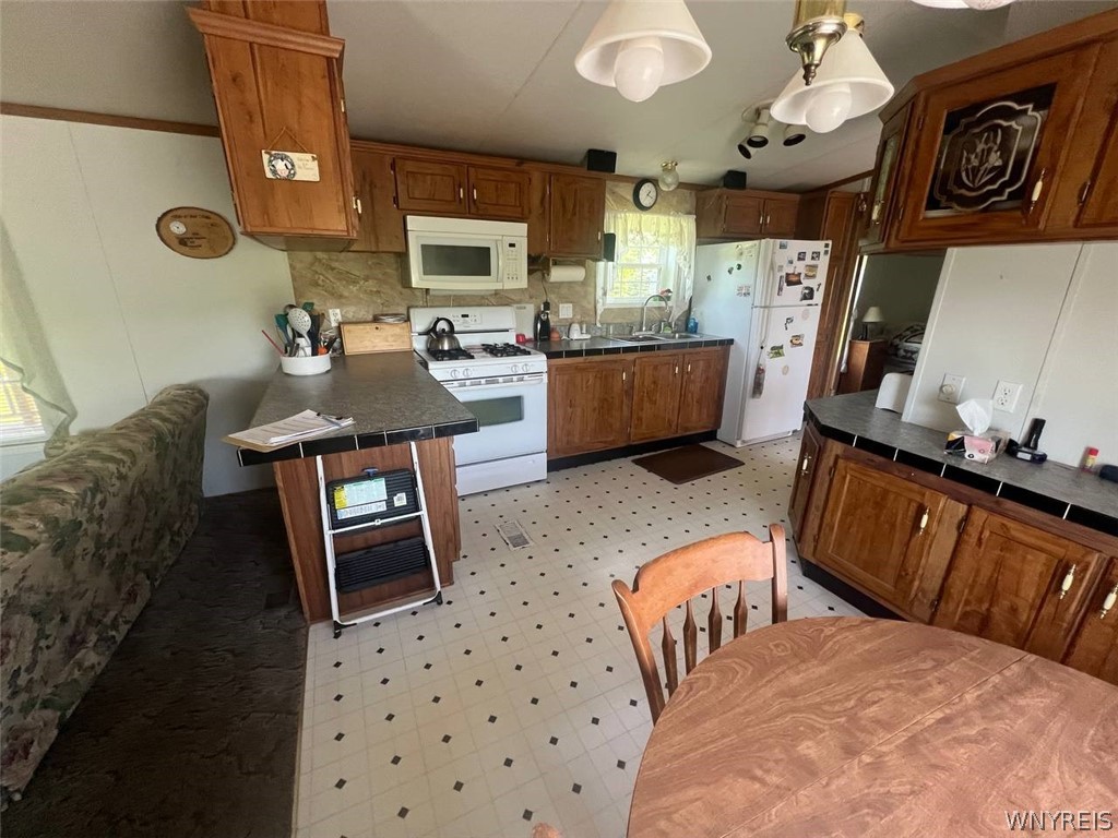 420 Prior Road Clayville, NY 13322 - Photo 13 of 21