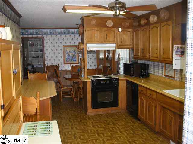 145 State Rd S-42-7128 Lyman, SC 29365 - Photo 17 of 25 Gallery Image 17