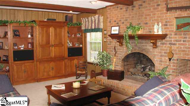 145 State Rd S-42-7128 Lyman, SC 29365 - Photo 4 of 25 Gallery Image 4