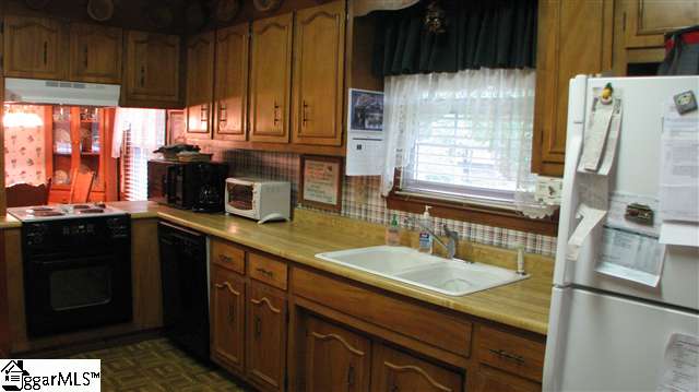 145 State Rd S-42-7128 Lyman, SC 29365 - Photo 8 of 25 Gallery Image 8