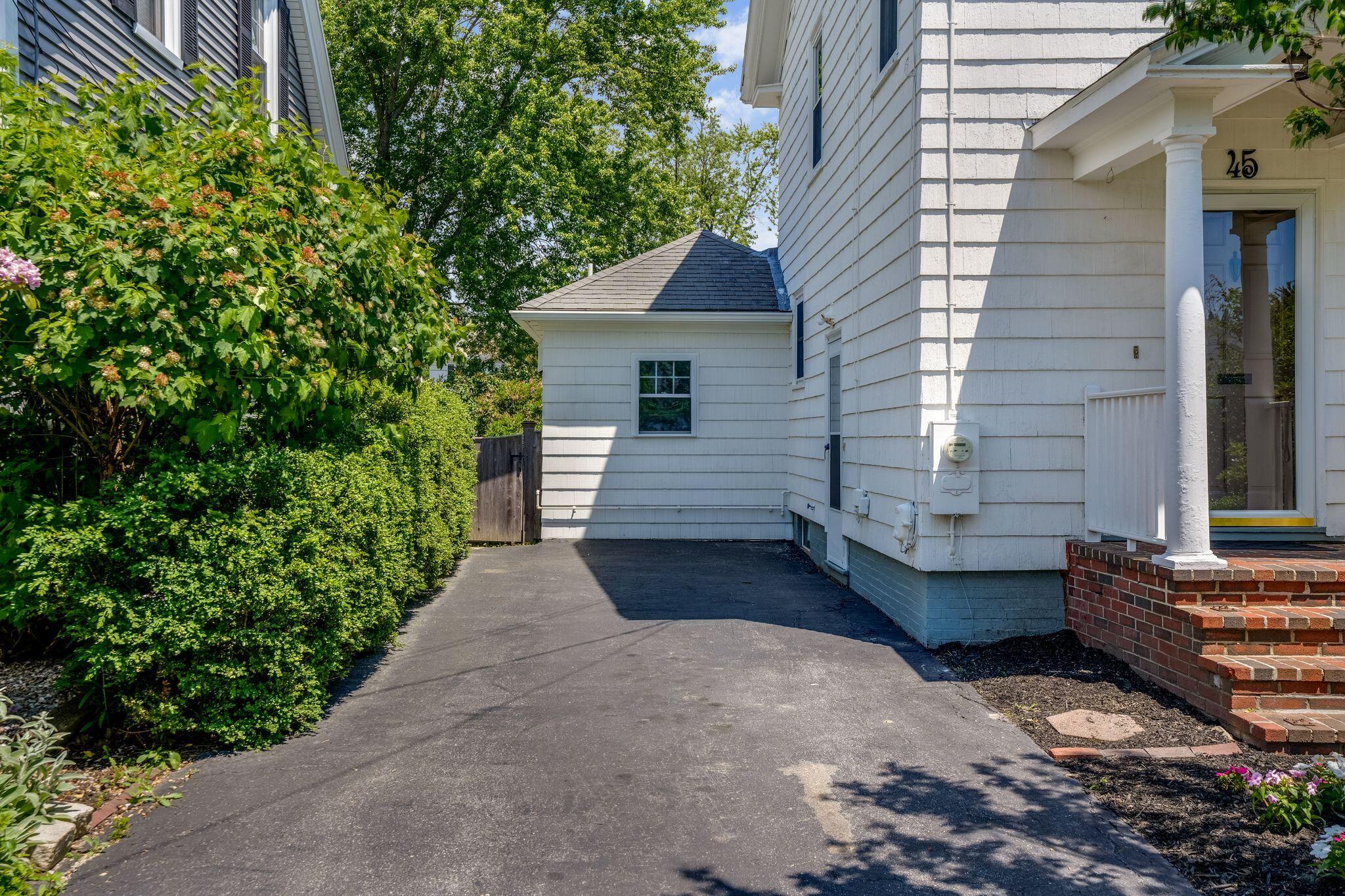 45 Wellington Road Portland, ME 04103 - Photo 8 of 43 Front Exterior
