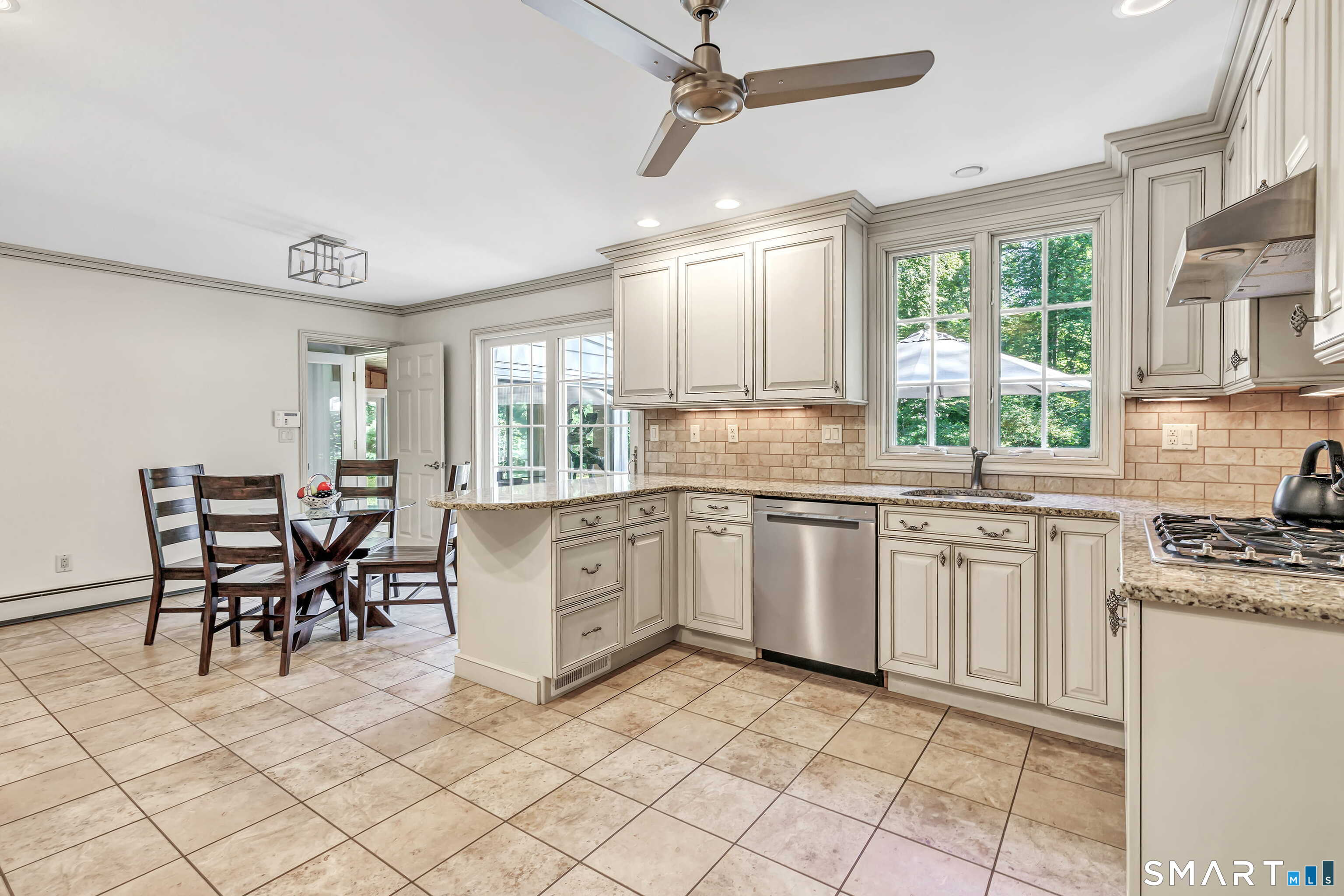 16 Alpine Road Trumbull, CT 06611 - Photo 10 of 38 Gallery Image 10