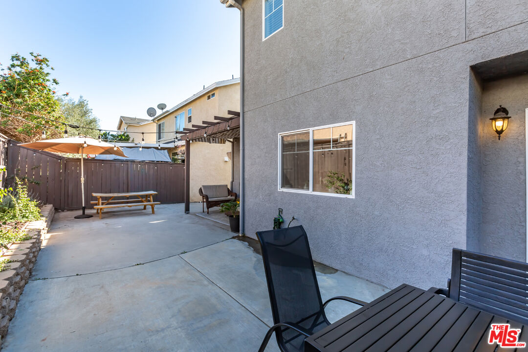 12248 Willowbend Lane Sylmar, CA 91342 - Photo 49 of 52