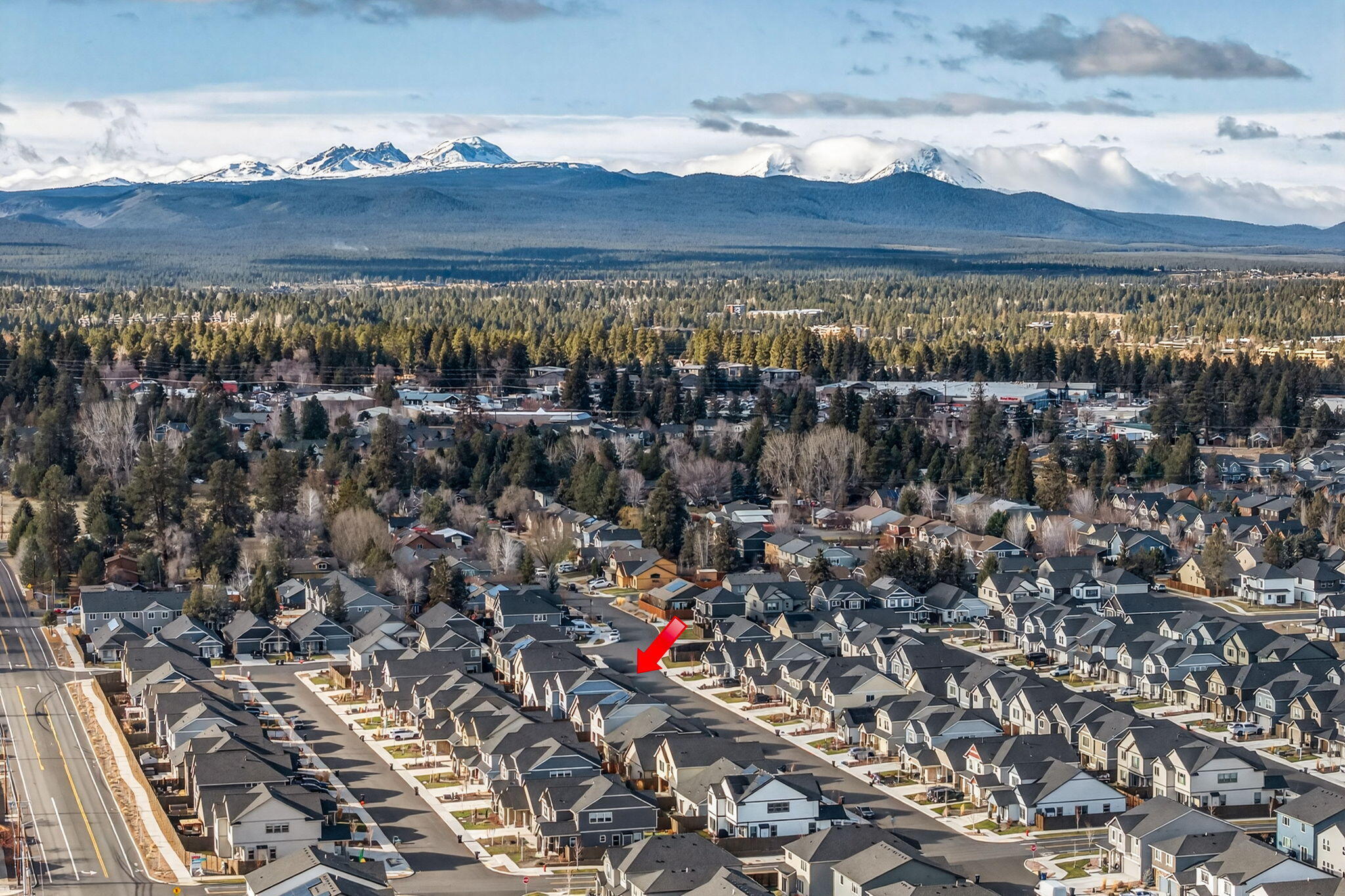20583 Rolen Avenue Bend, OR 97702 - Photo 41 of 43 2025_12_2_20583_rolen_ave-drone-8