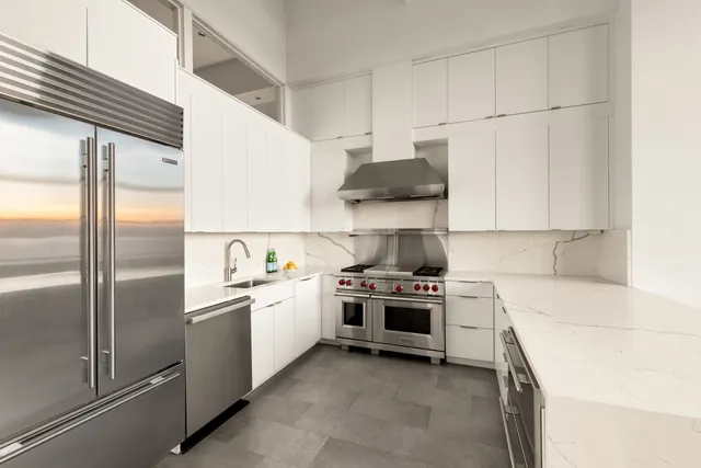 $2,500,000 | 377 West 11th Street, Unit 3G | West Village