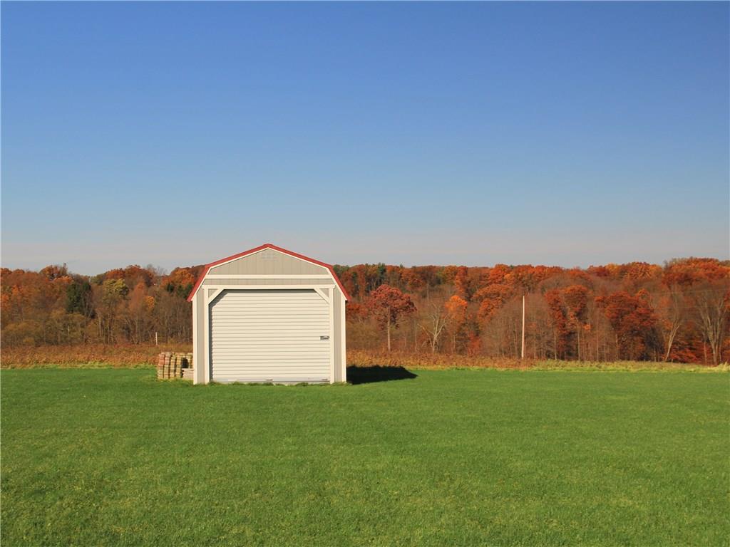605 Moravia Road New Galilee, PA 16141 - Photo 4 of 20 Gallery Image 4