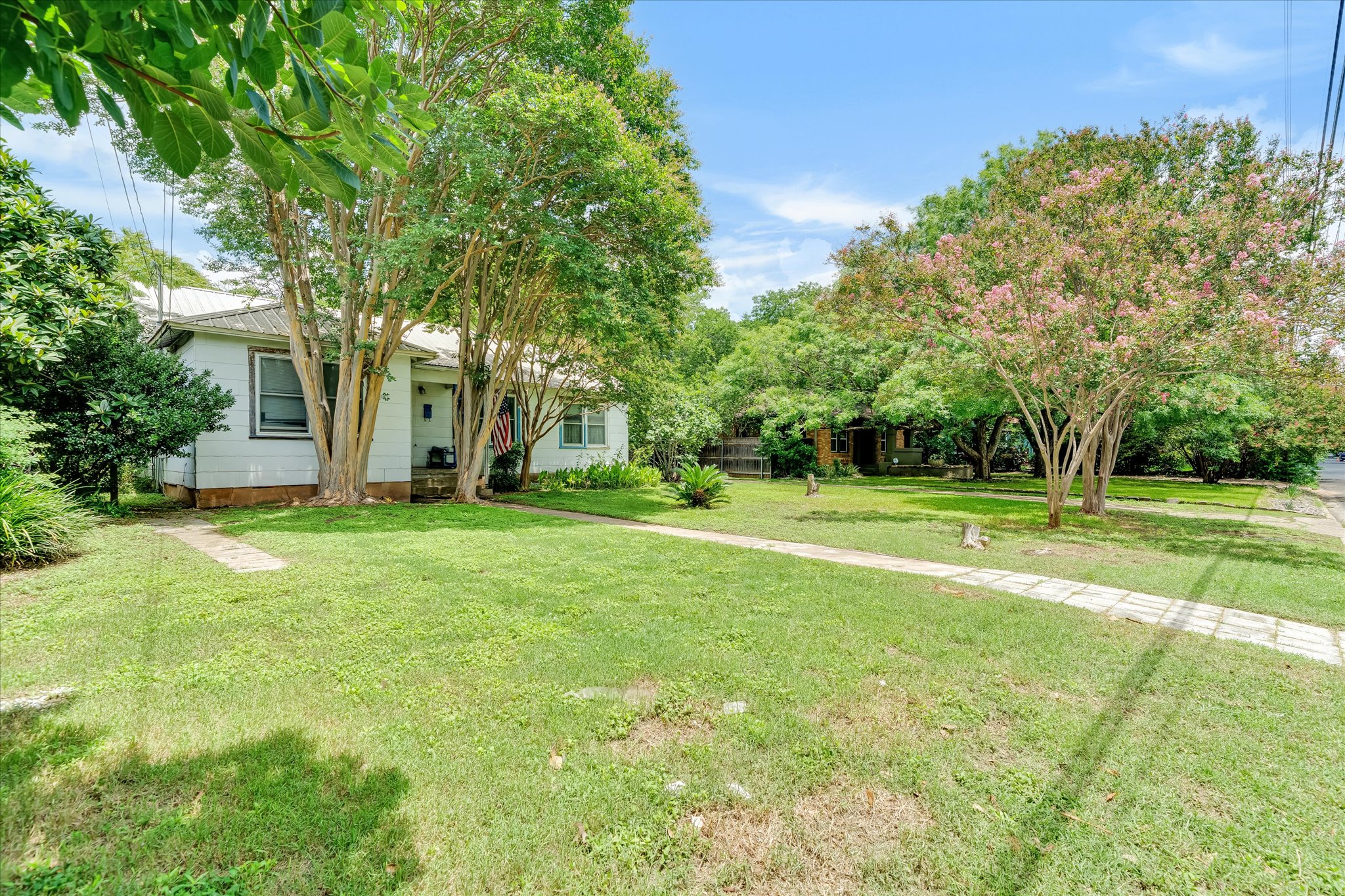 1206 Ruth Avenue Austin, TX 78757 - Photo 2 of 38 a view of a park with large trees