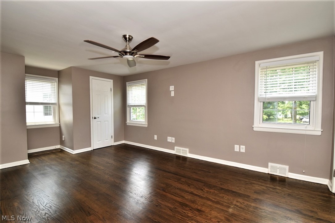 3545 Tolland Road Shaker Heights, OH 44122 - Photo 19 of 28 Gallery Image 19
