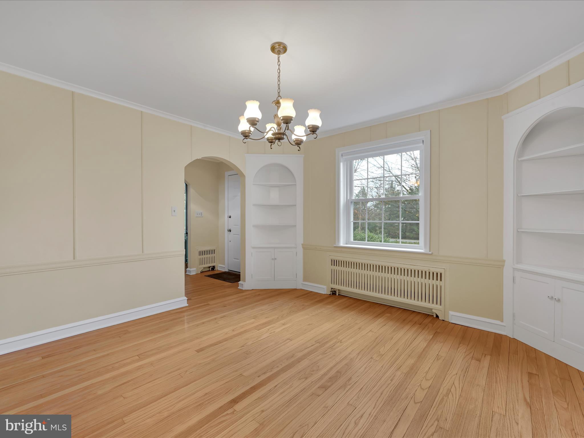 81 West Roseville Road Lancaster, PA 17601 - Photo 11 of 38 Dining Room