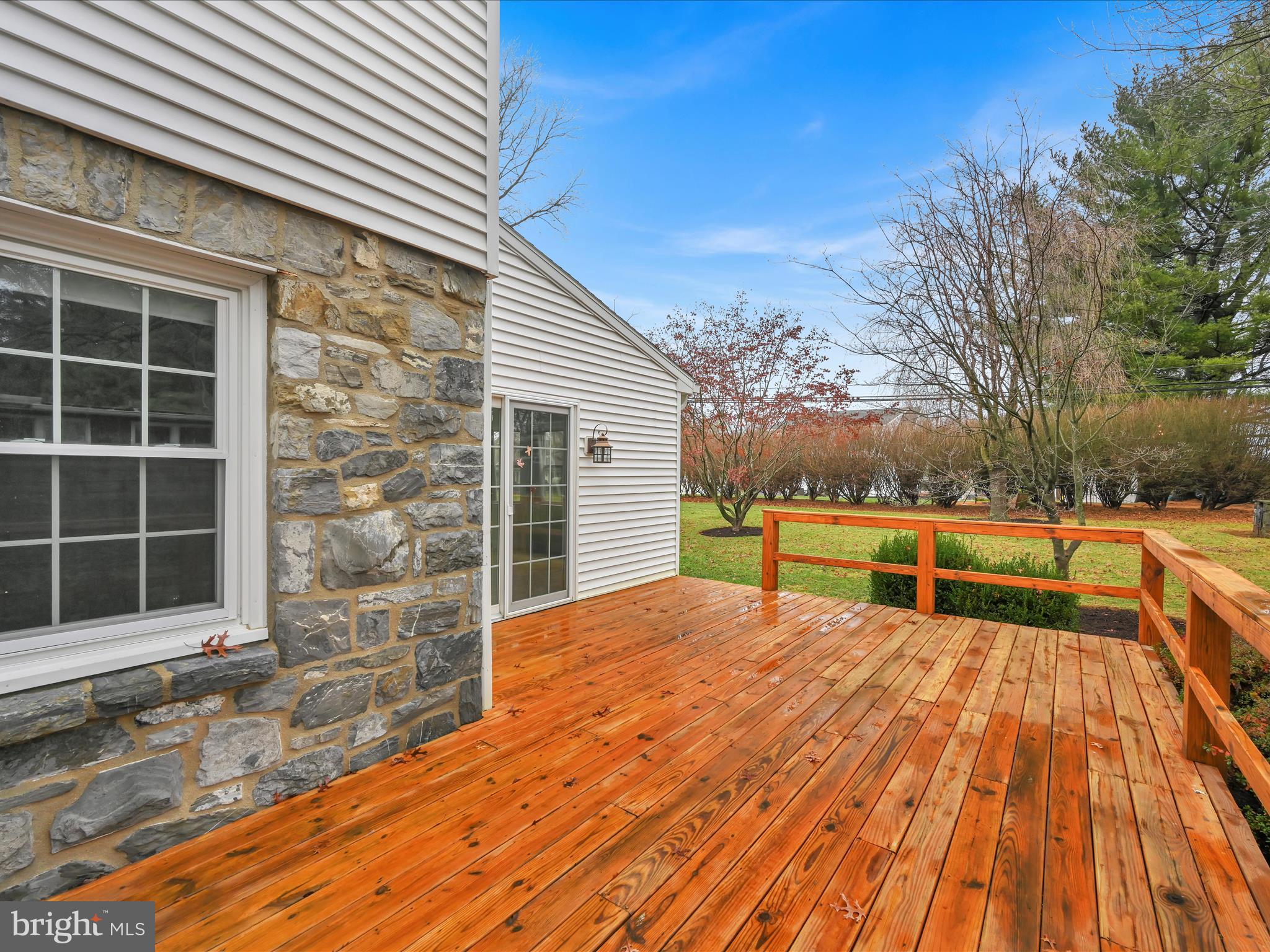 81 West Roseville Road Lancaster, PA 17601 - Photo 30 of 38 Deck