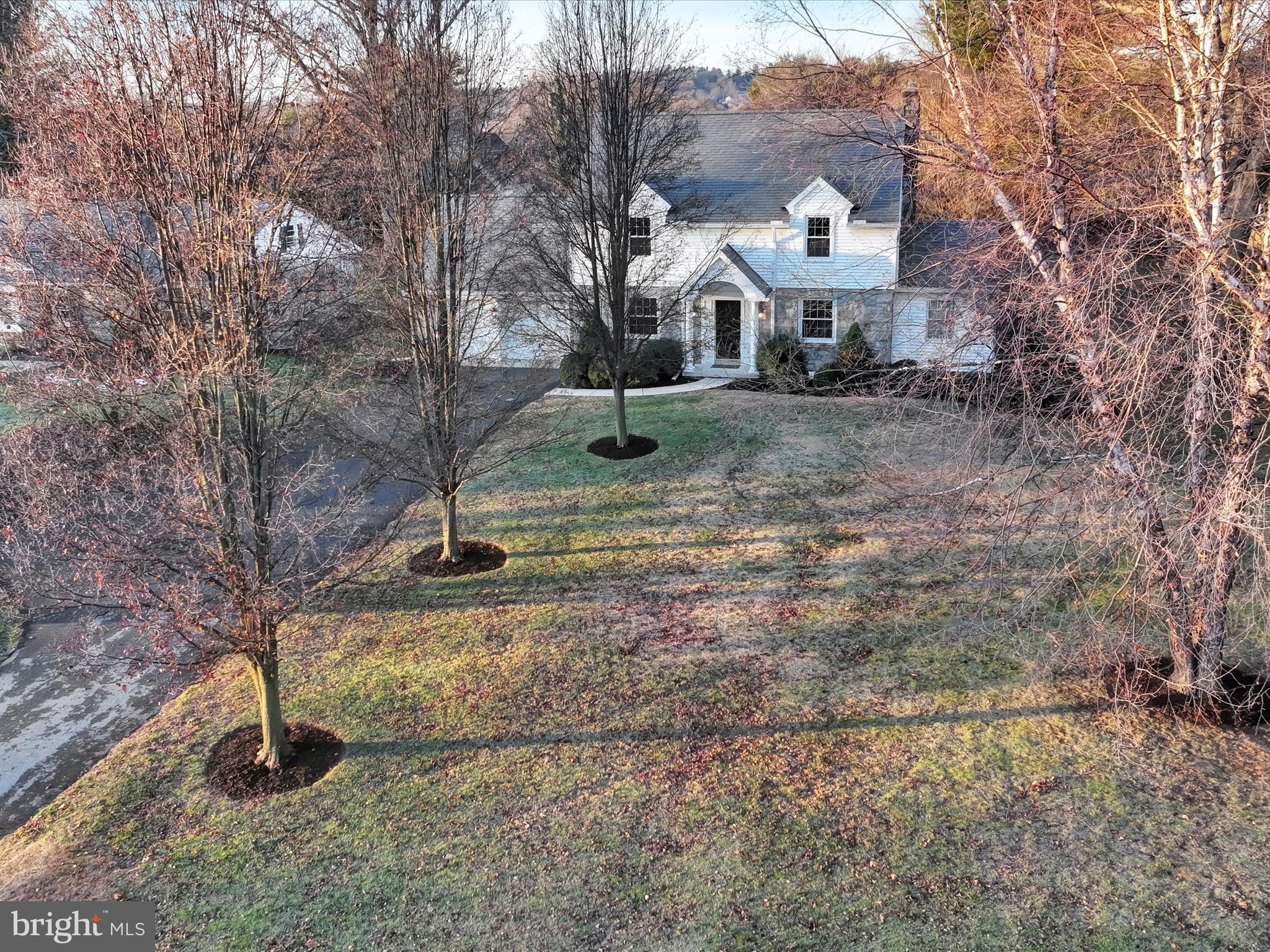 81 West Roseville Road Lancaster, PA 17601 - Photo 3 of 38 Front Aerial