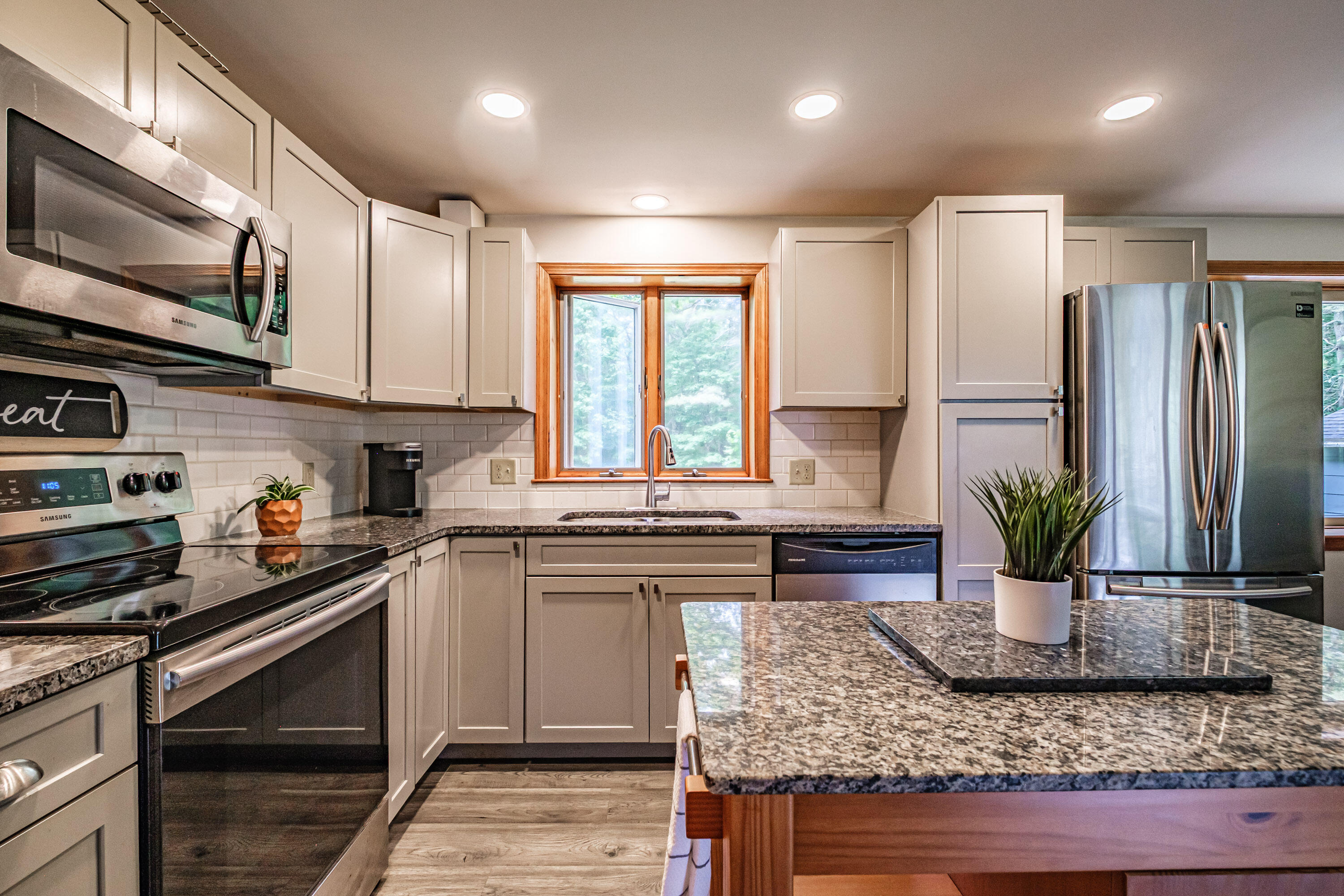 375 Gorham Road Scarborough, ME 04074 - Photo 9 of 33 20250616gp-60021