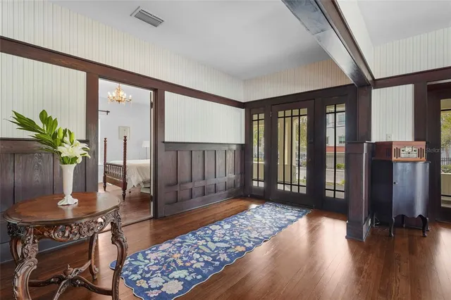 $799,000 | 1550 3rd Avenue West, Bradenton, FL 34205