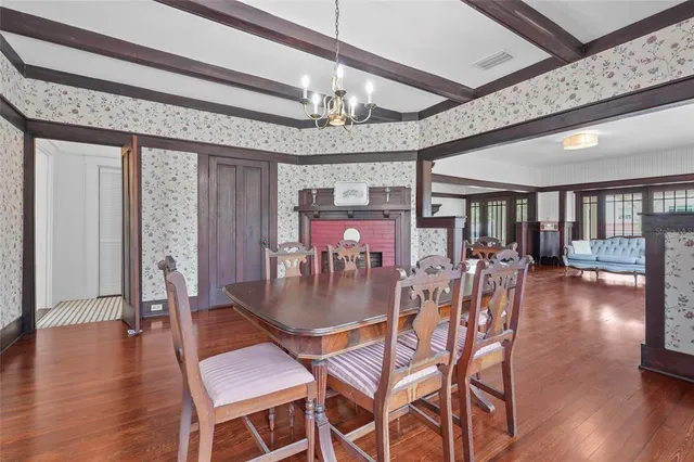 $799,000 | 1550 3rd Avenue West, Bradenton, FL 34205