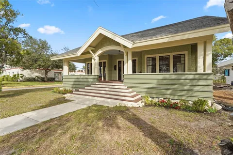 $699,000 | 1550 3rd Avenue West, Bradenton, FL 34205