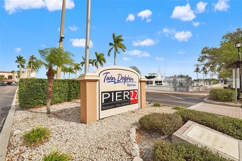 $799,000 | 1550 3rd Avenue West, Bradenton, FL 34205