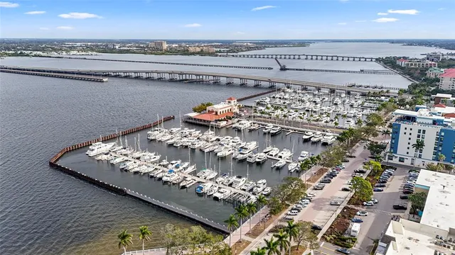 $799,000 | 1550 3rd Avenue West, Bradenton, FL 34205