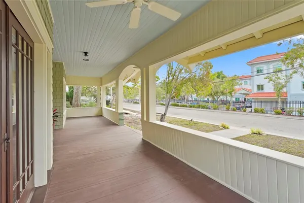 $699,000 | 1550 3rd Avenue West, Bradenton, FL 34205