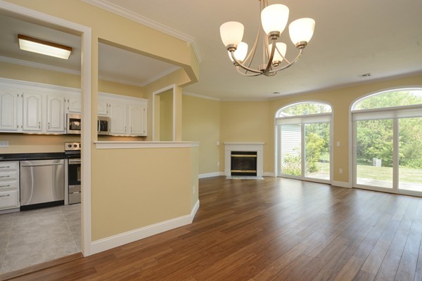 402 B Ridgefield Circle, Unit B Clinton, MA 01510 - Photo 2 of 16 Gallery Image 2
