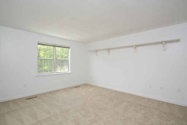 402 B Ridgefield Circle, Unit B Clinton, MA 01510 - Photo 7 of 16 Gallery Image 7
