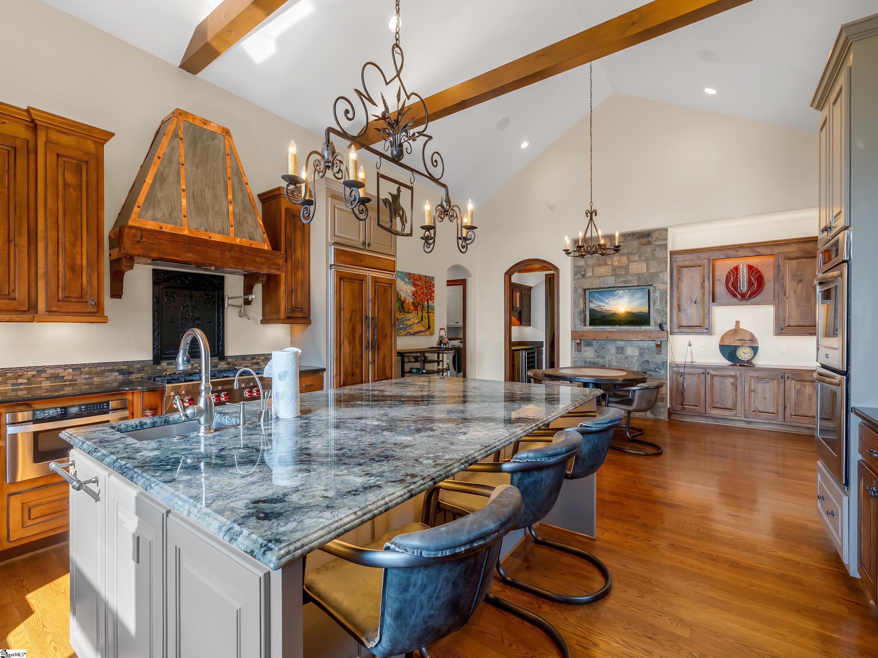 605 Raven Road Landrum, SC 29356 - Photo 14 of 50