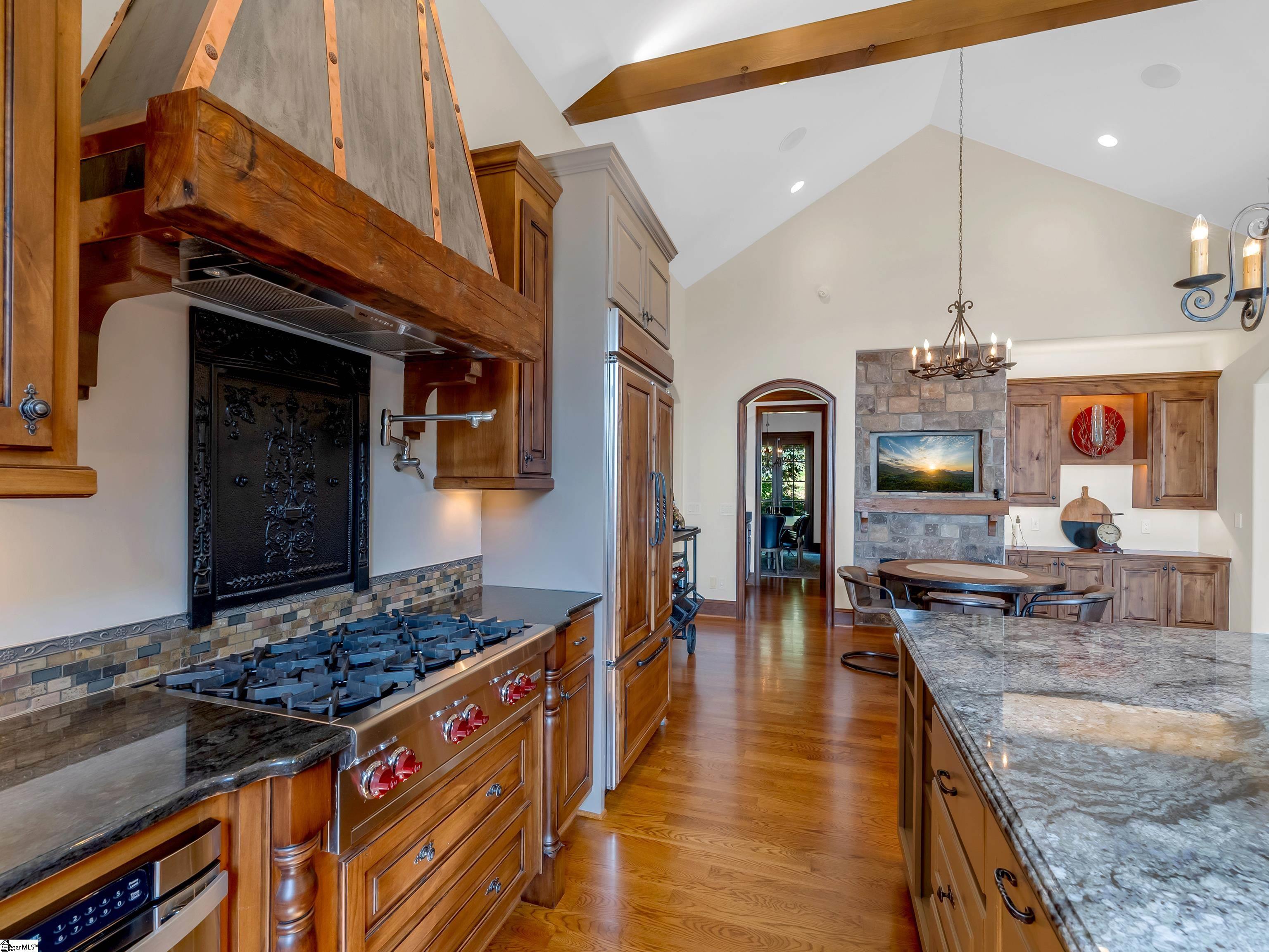 605 Raven Road Landrum, SC 29356 - Photo 15 of 50