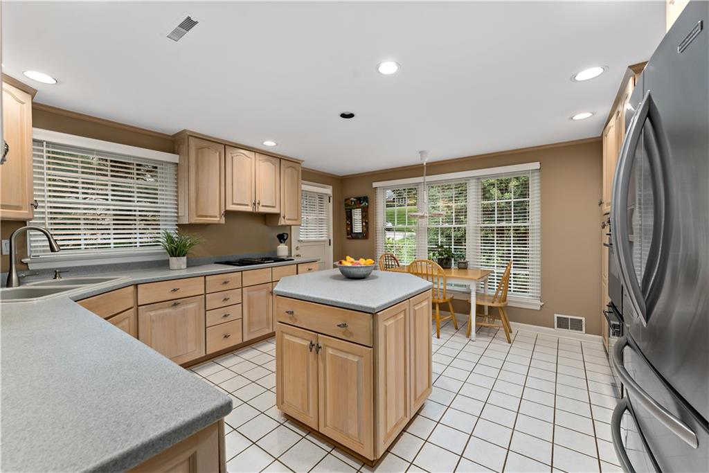 2650 Quail Hill Road Pittsburgh, PA 15241 - Photo 12 of 42