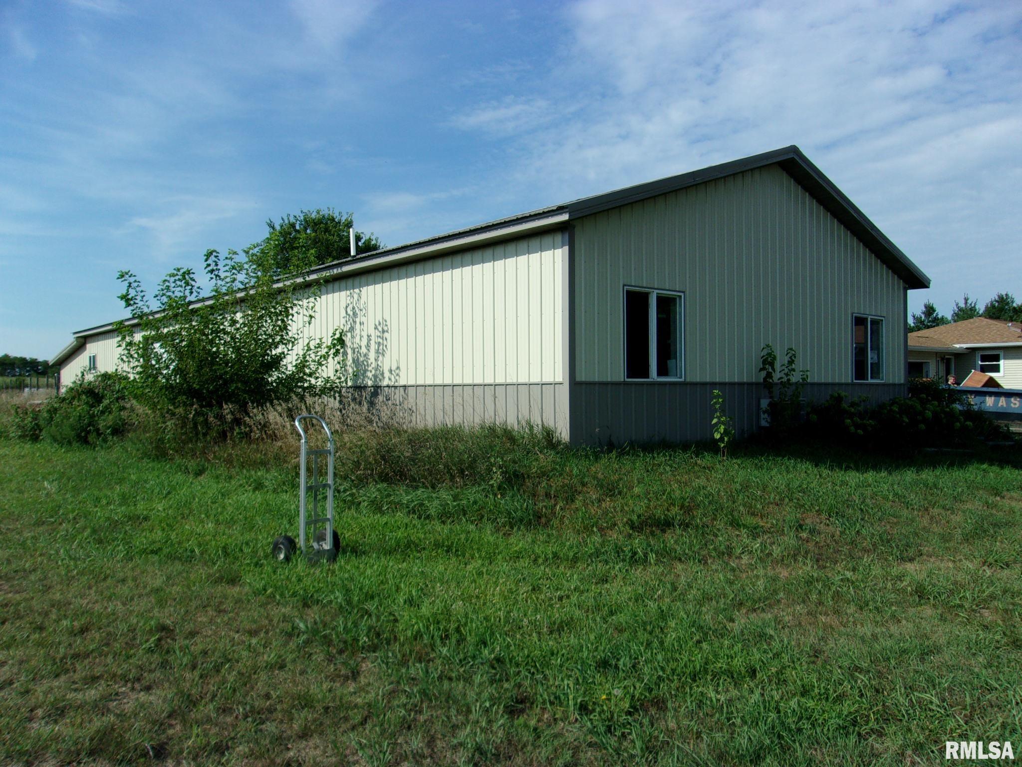 7177 Spring Lake Road Manito, IL 61546 - Photo 15 of 31 Gallery Image 15