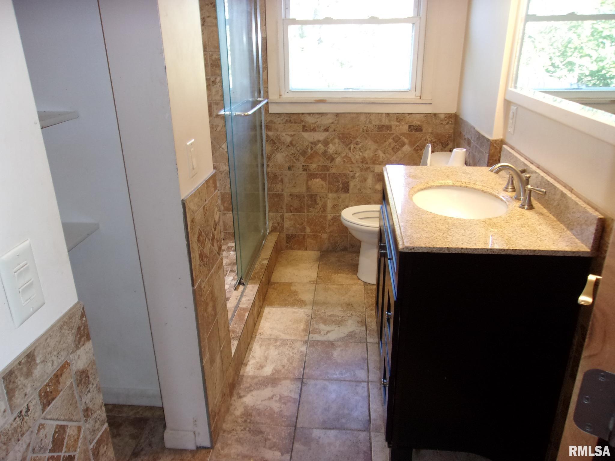 7177 Spring Lake Road Manito, IL 61546 - Photo 9 of 31 Gallery Image 9