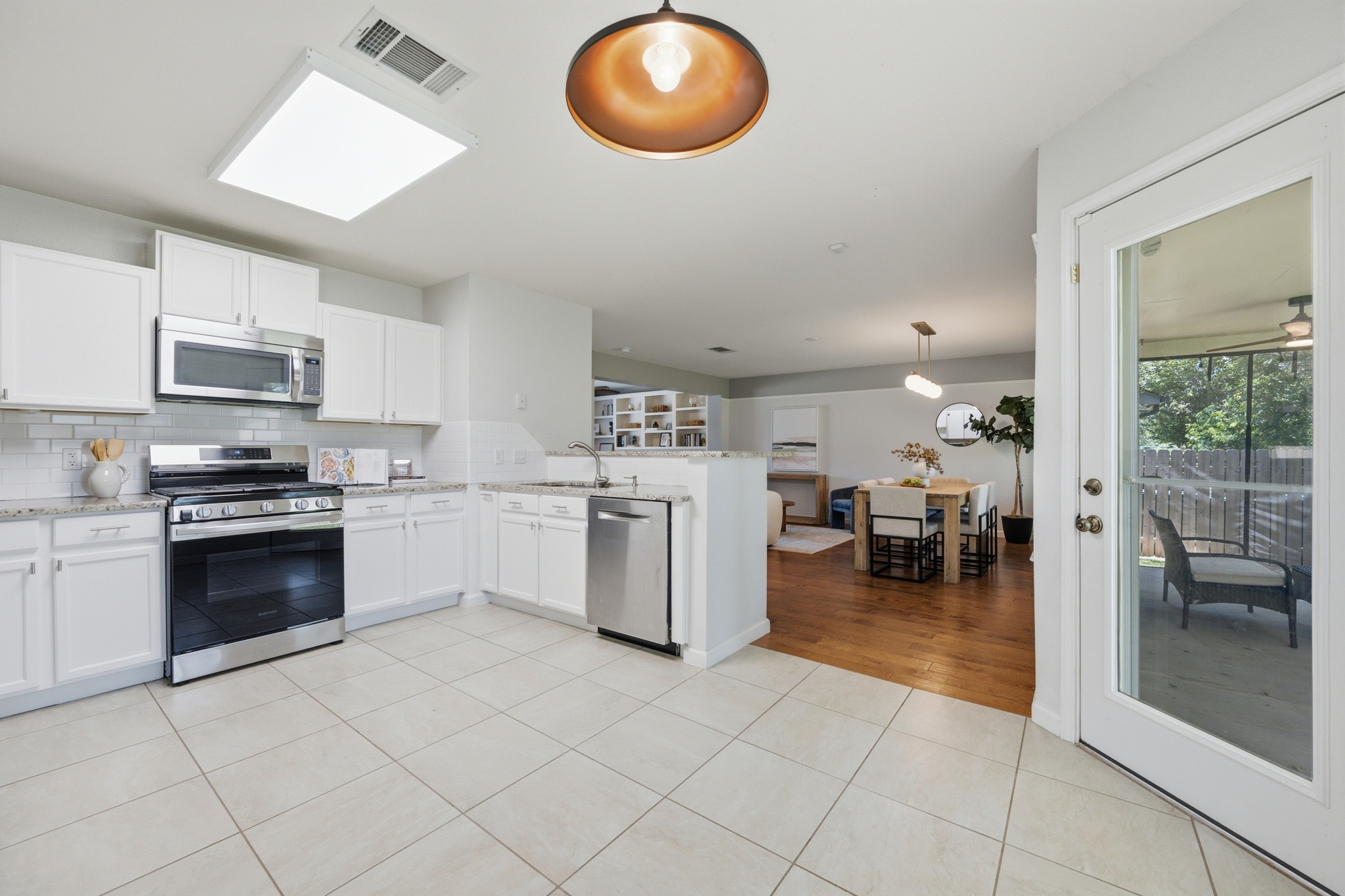 2913 Wavecrest Boulevard Austin, TX 78728 - Photo 13 of 28