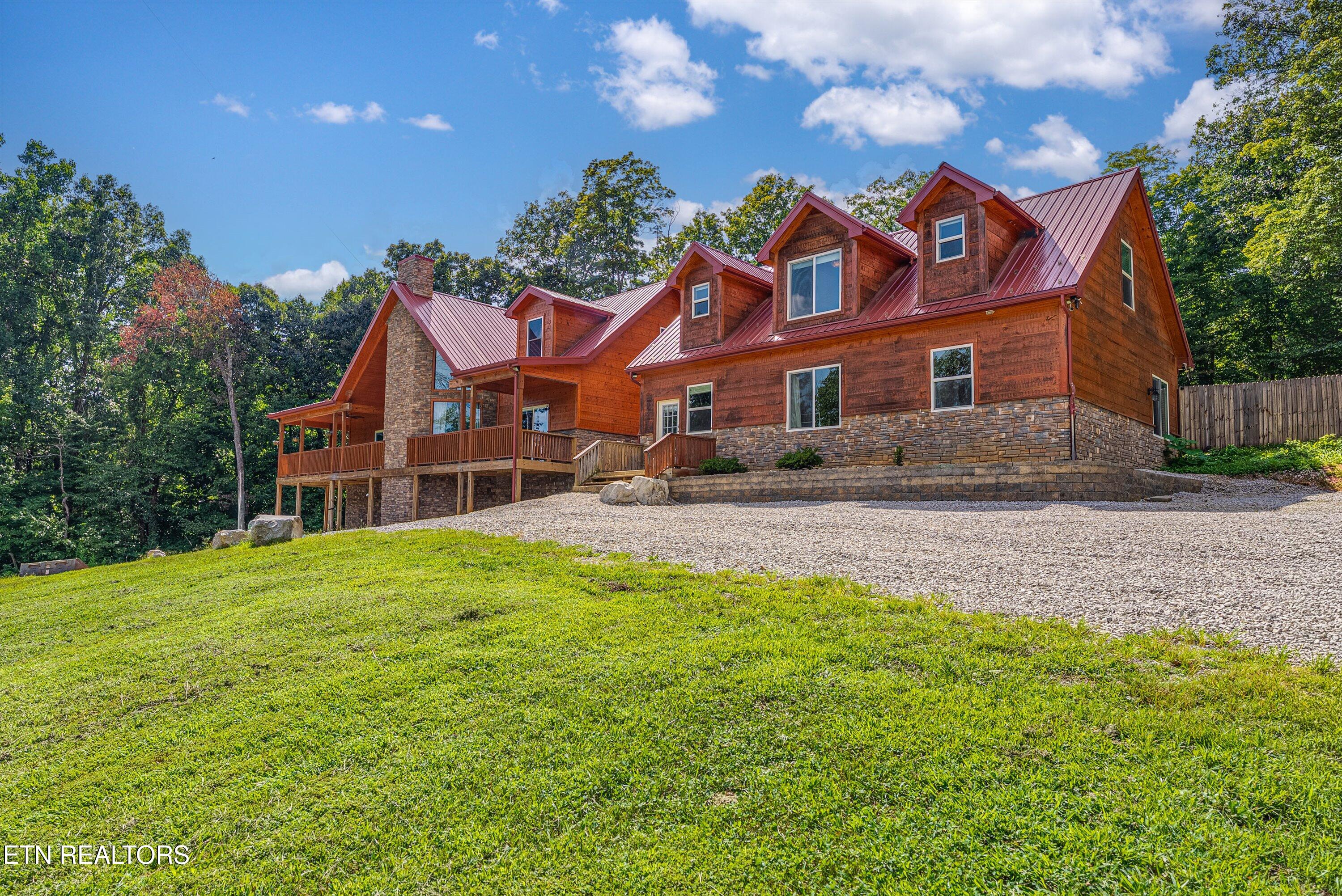 8521 Parker Road Corryton, TN 37721 - Photo 39 of 53 Guest-Front