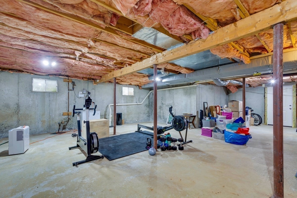 8 Aspen Circle Framingham, MA 01701 - Photo 28 of 31