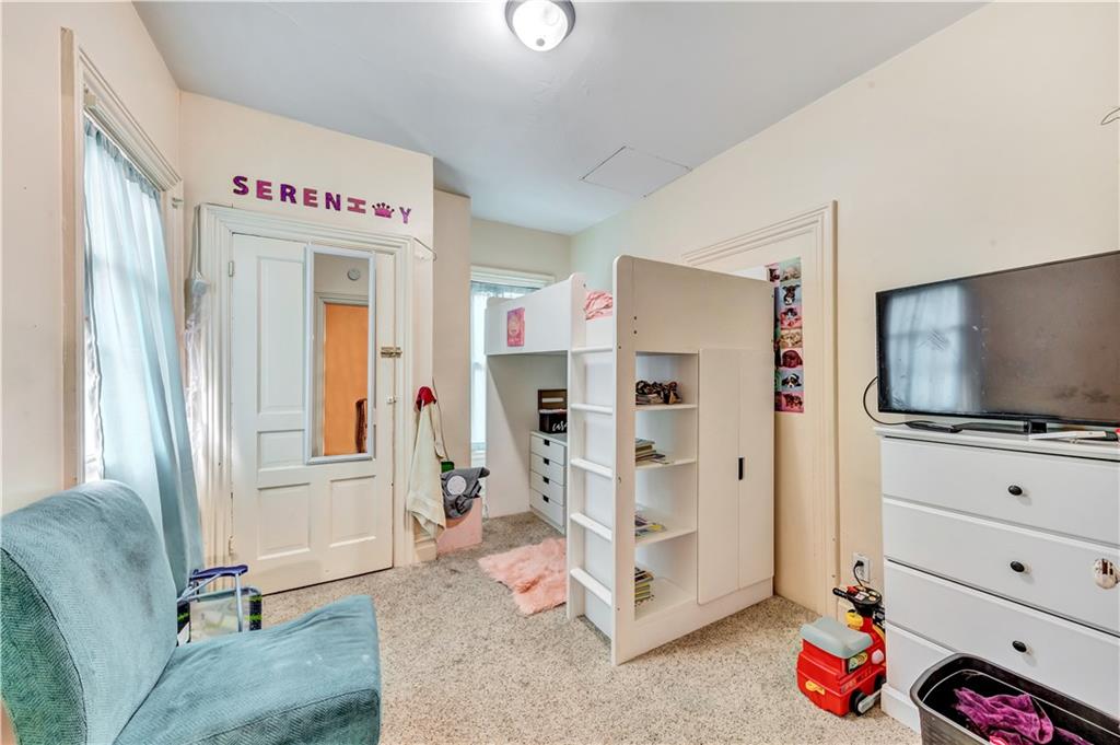 423 Jackson Street Rochester, PA 15074 - Photo 20 of 24