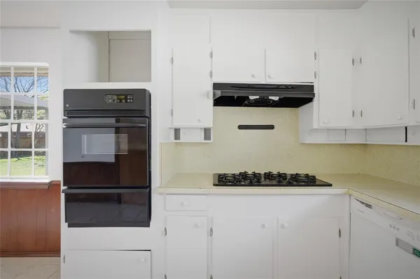 $2,200 | 403 Daisy Drive, Allen, TX 75013