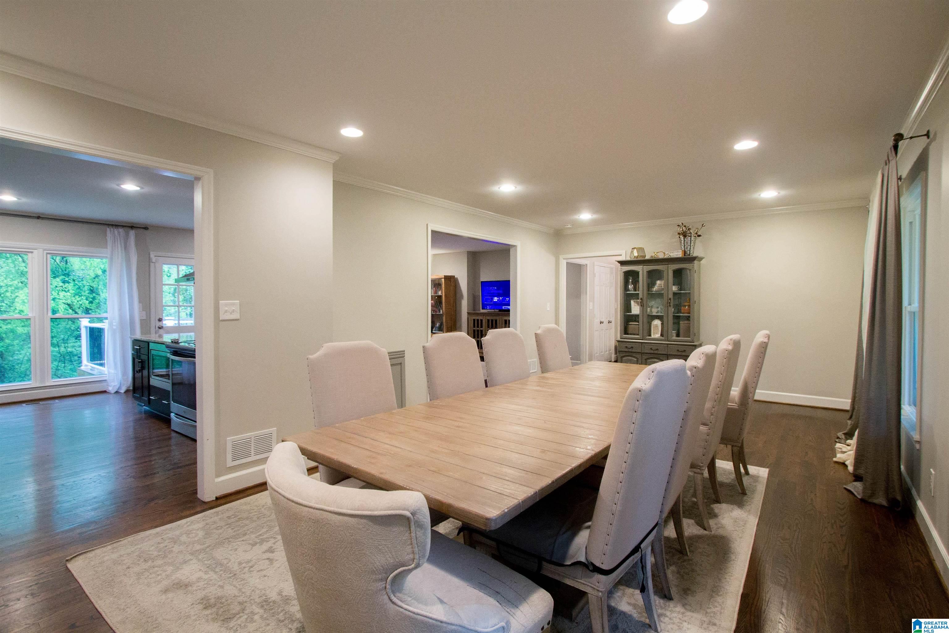 2532 Tyler Road Birmingham, AL 35226 - Photo 5 of 59