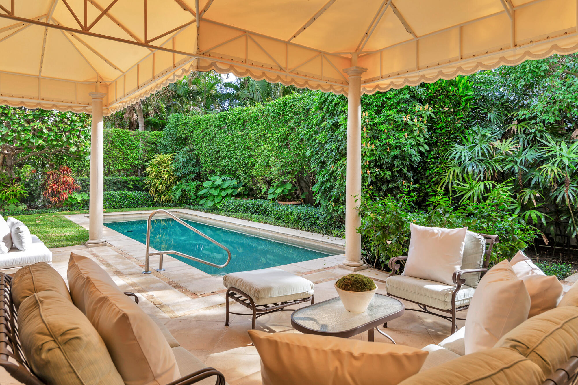 266 Southland Road Palm Beach, FL 33480 - Photo 26 of 31 low-39