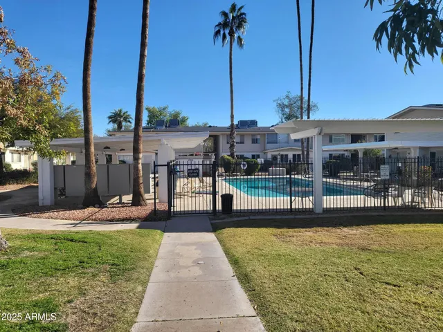 $129,000 | 8221 East Garfield Street, Unit L122, Scottsdale, AZ 85257